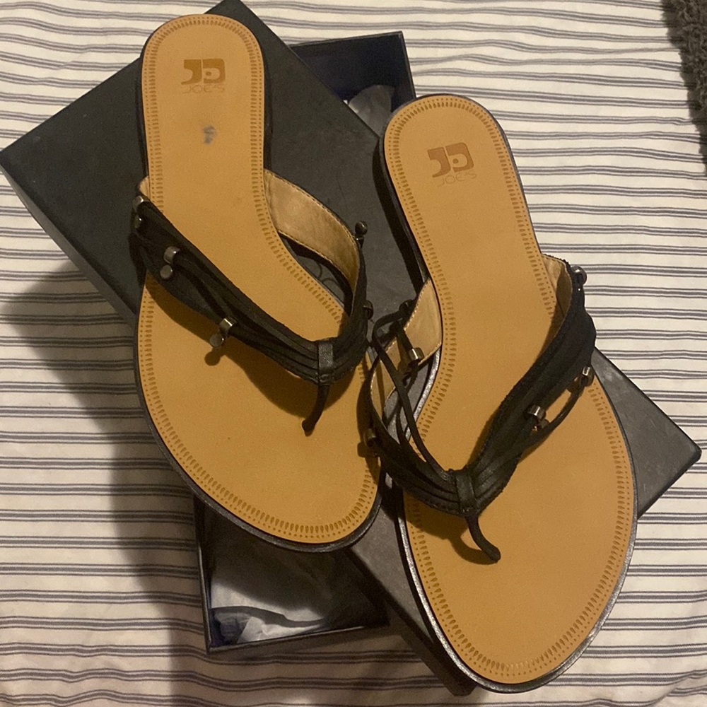 Joes flip flops nwt